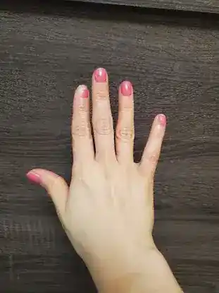 Sandy Nails