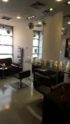 Sava Spa & Hair