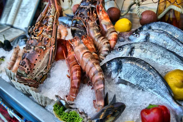 Sea & Sea Fish Market