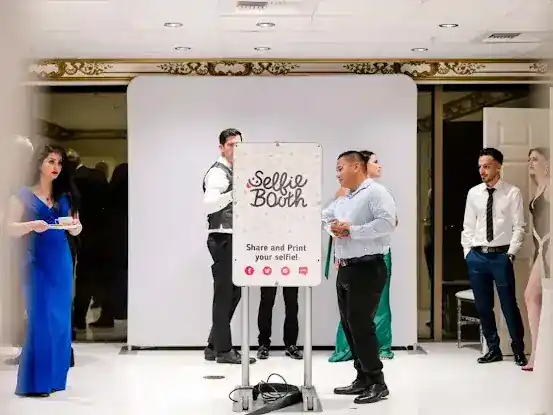 Selfie Booth Co | NYC