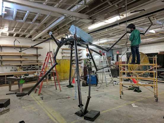 SFDS LLC / 32square