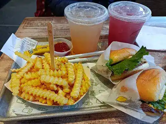 Shake Shack Morningside Heights