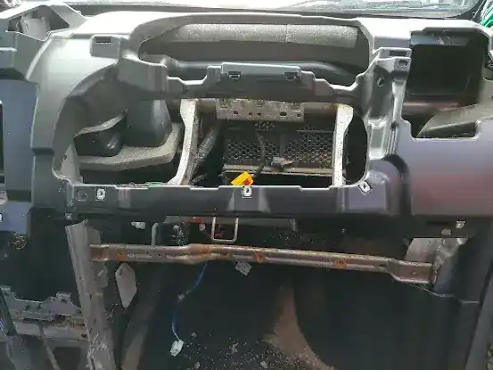 Shalom Auto Glass