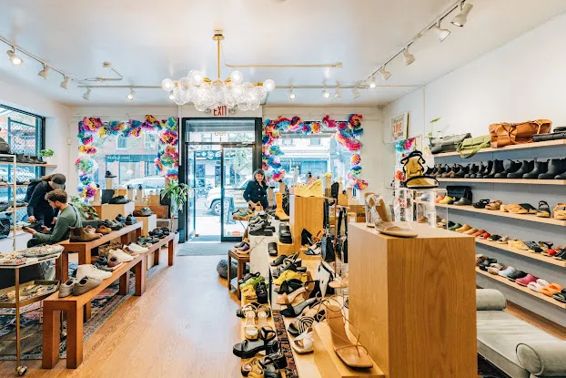 Shoe Market