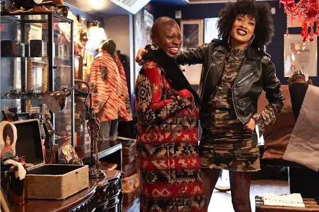 Sidewalk Safaris Cultural Shopping Tours