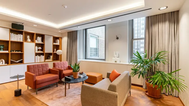 Signature by Regus - New York City - 250 Park Avenue