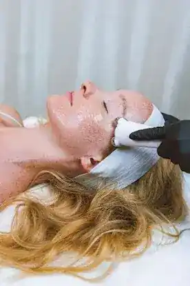 Silver Mirror Facial Bar - Bryant Park