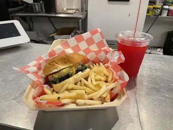 Simply Juicing LLC