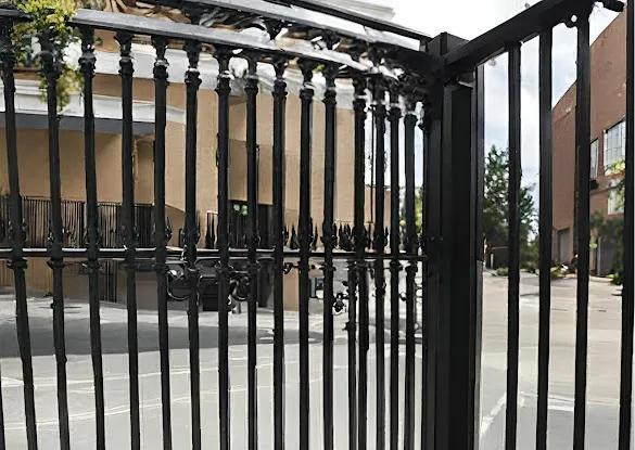 Skyfen Fence Company Brooklyn