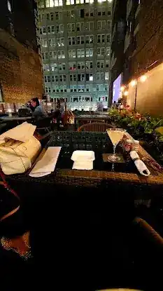 SkyLawn Bar