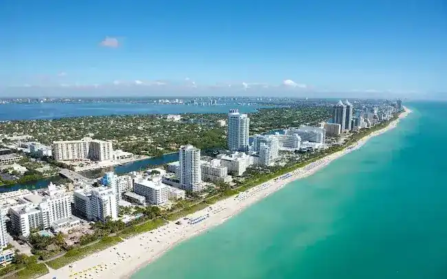 SOCIETE REAL ESTATE