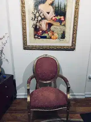 Sofia consignment and antique