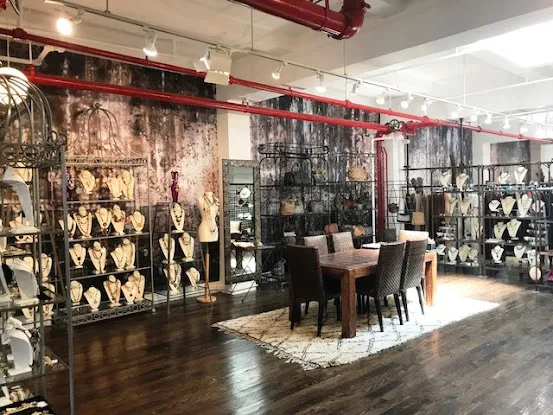 Sola Showroom