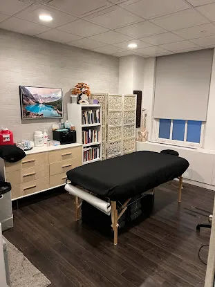 Soleil Acupuncture, Maor Mordehai Livni, L.Ac.