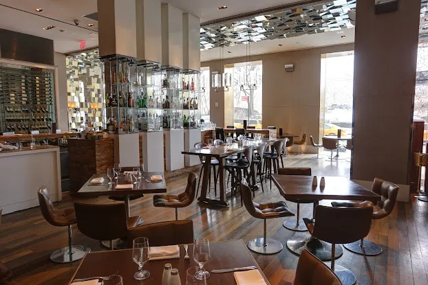 SOUTHGATE Bar & Restaurant