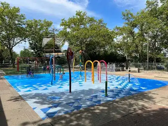 Splash pad