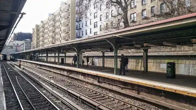 Sterling St