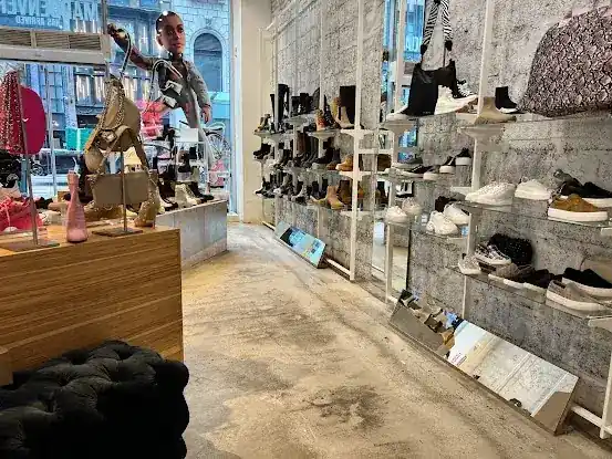 Steve Madden