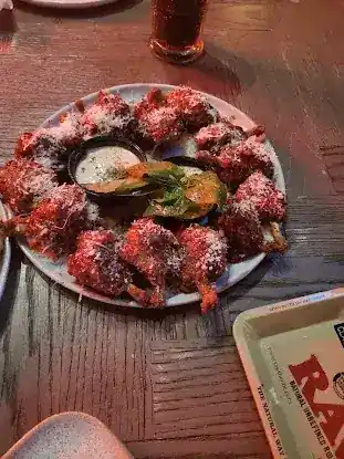 Stoned Pizza