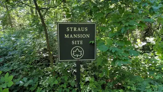 Straus Mansion Site