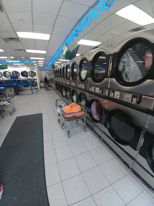 Suds R US Laundromat