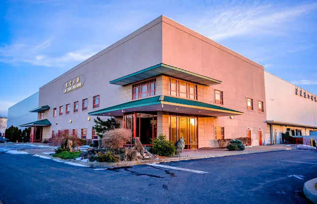 Summit Import Corporation.