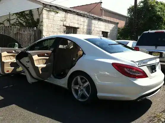Sun Auto Glass