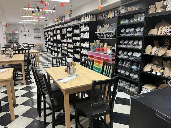 Sunshine Pottery & Paint