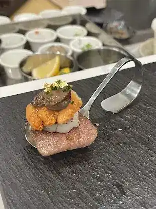 Sushi by M