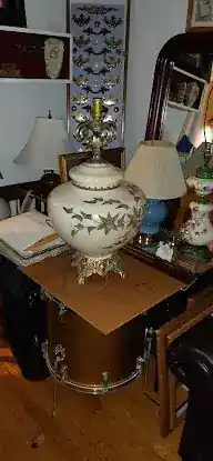 SYL-LEE ANTIQUES