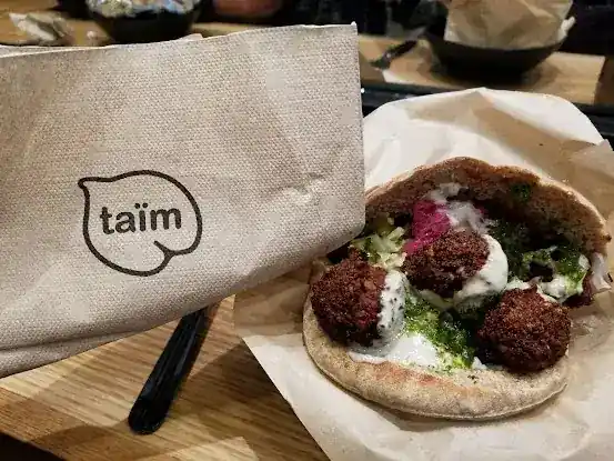 taïm mediterranean kitchen