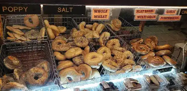 Tal Bagels