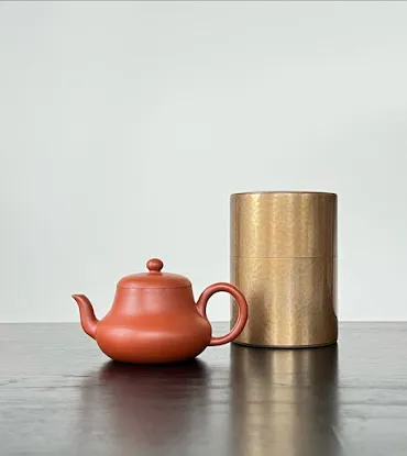Tea Dealers & Ceramics