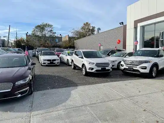 The Car Dealer