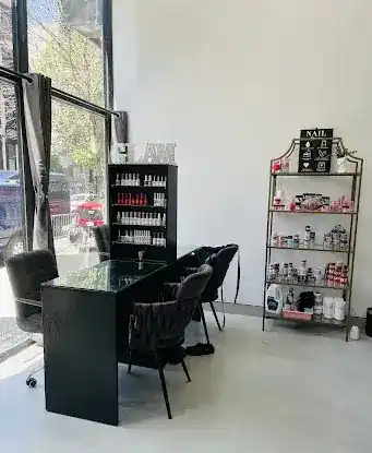 The Glam Bar