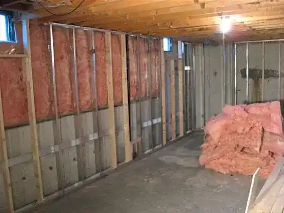The Home Insulators of Rutherford