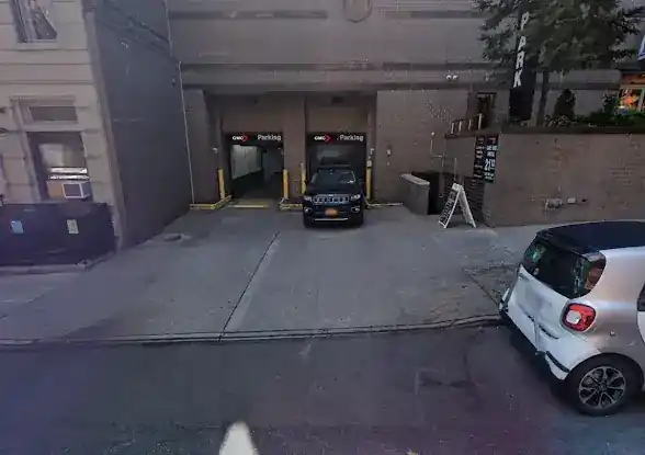 The Monarch Parking