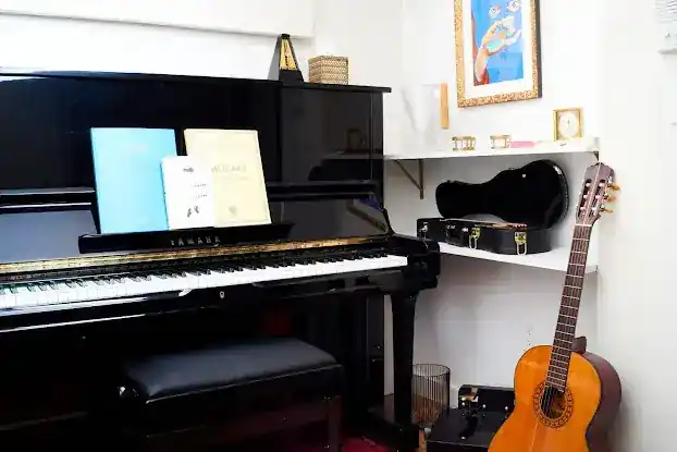 THE MUSIC ROOM