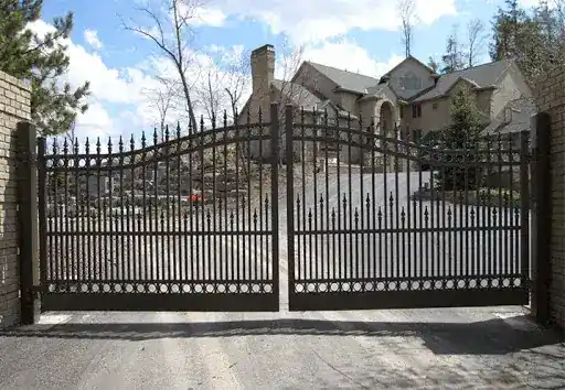 The Queens Fence Company