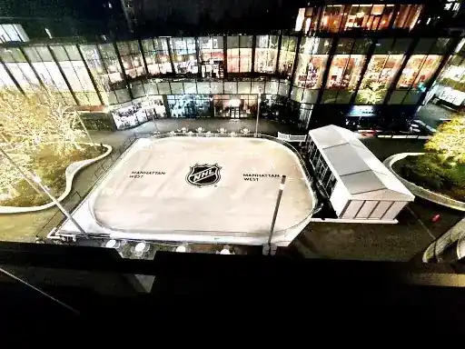 The Rink at Manhattan West