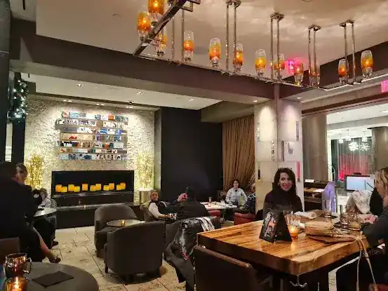 The Stinger Cocktail Bar & Kitchen