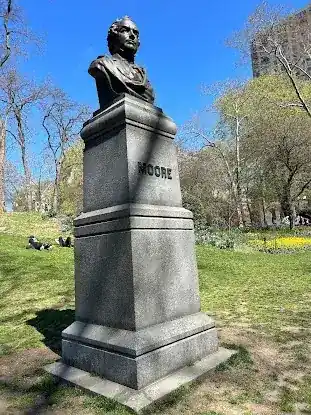 Thomas Moore Statue