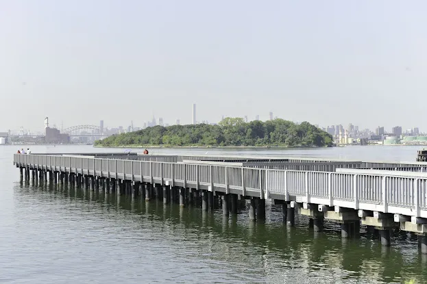 Tiffany Street Pier