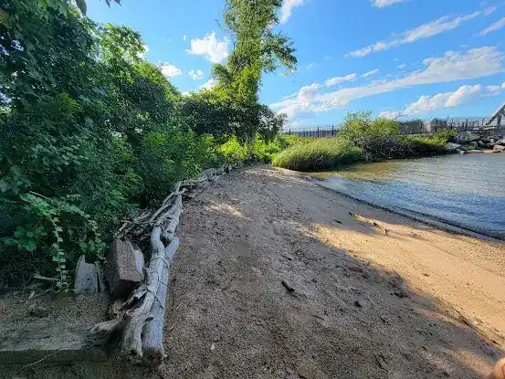 Tiny Beach