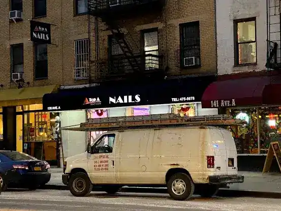 Top A Nail