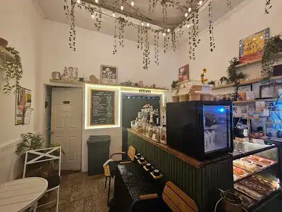 Tree House Cafe