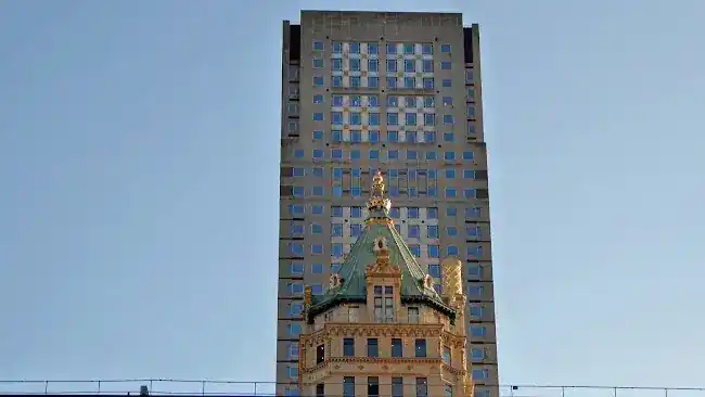 Trump Parc Condominium