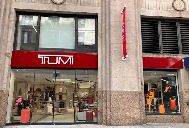 Tumi Store – 180 Madison