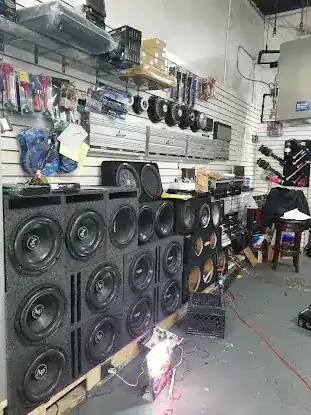 Twin Auto Sound & Security Plus
