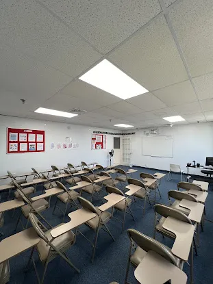 Uceda English School